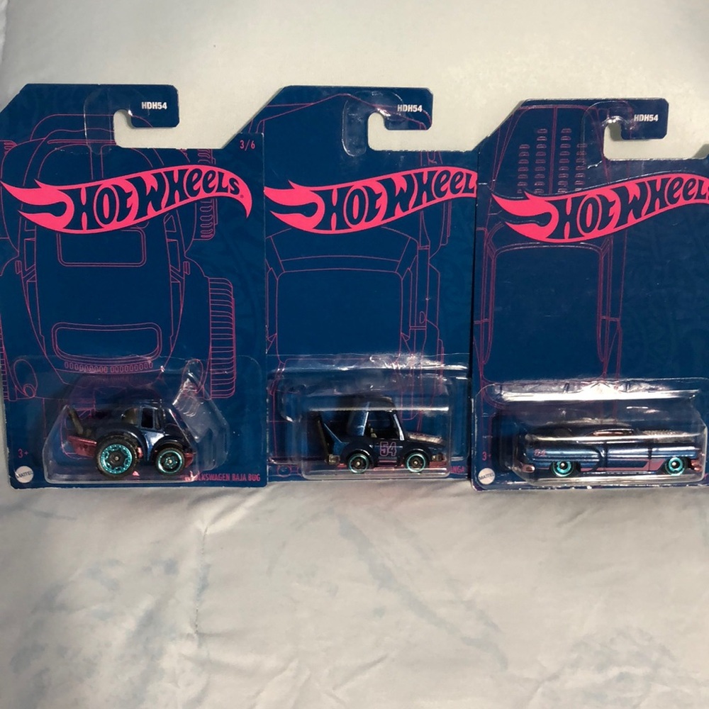 Hot Wheels Pearl and Chrome 54th Anniversary Set of 3 Die-cast Cars HDH54